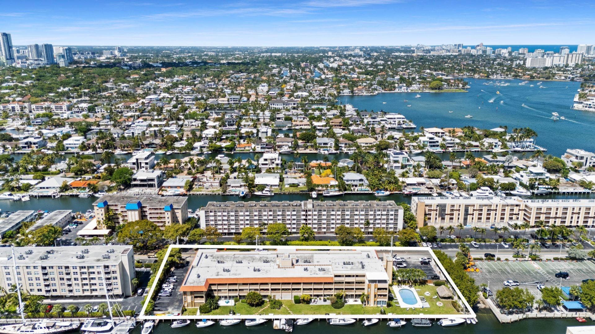 1700 SE 15th Street, Unit 306, Fort Lauderdale, FL 33316 Photo