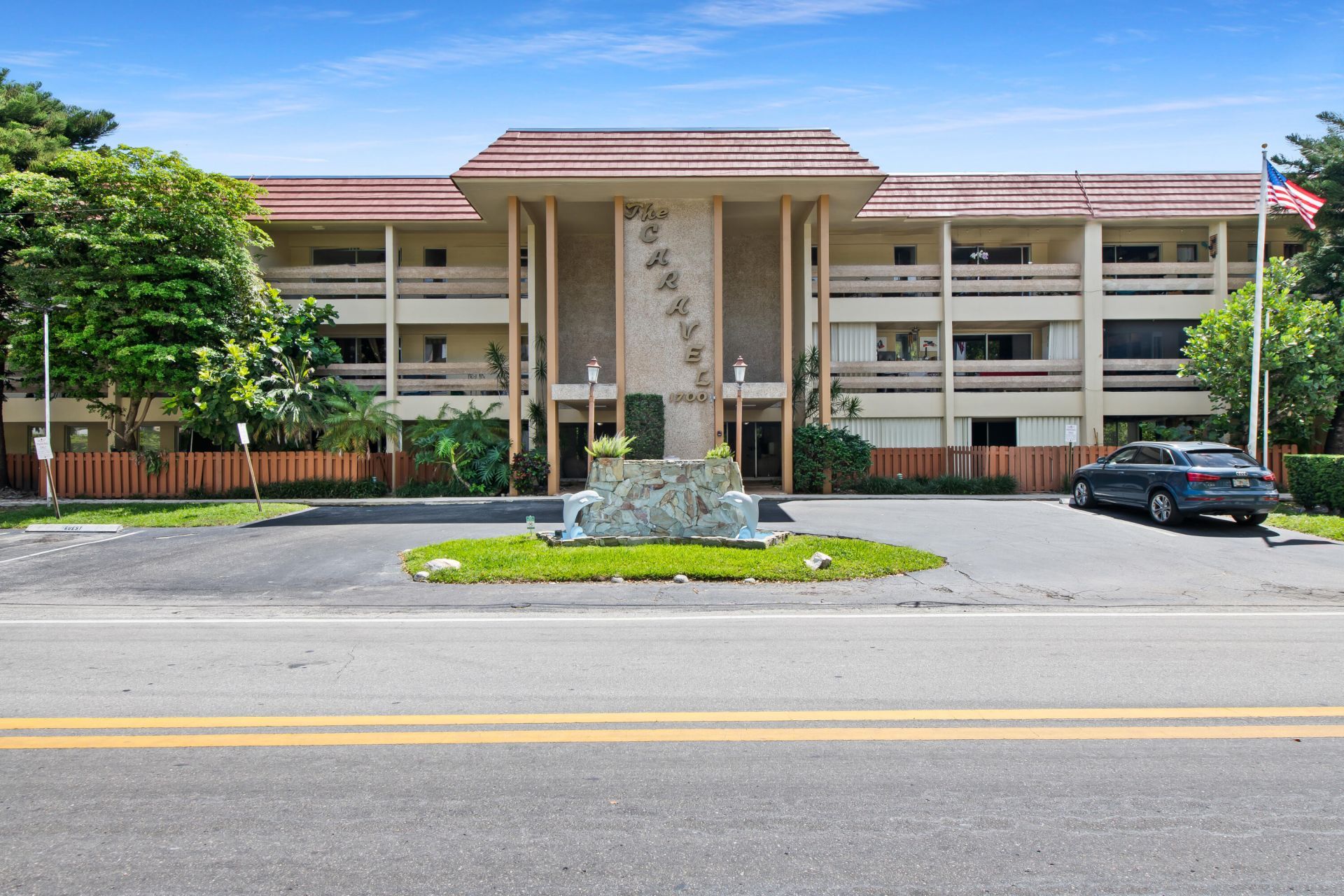 1700 SE 15th Street, Unit 306, Fort Lauderdale, FL 33316 Photo