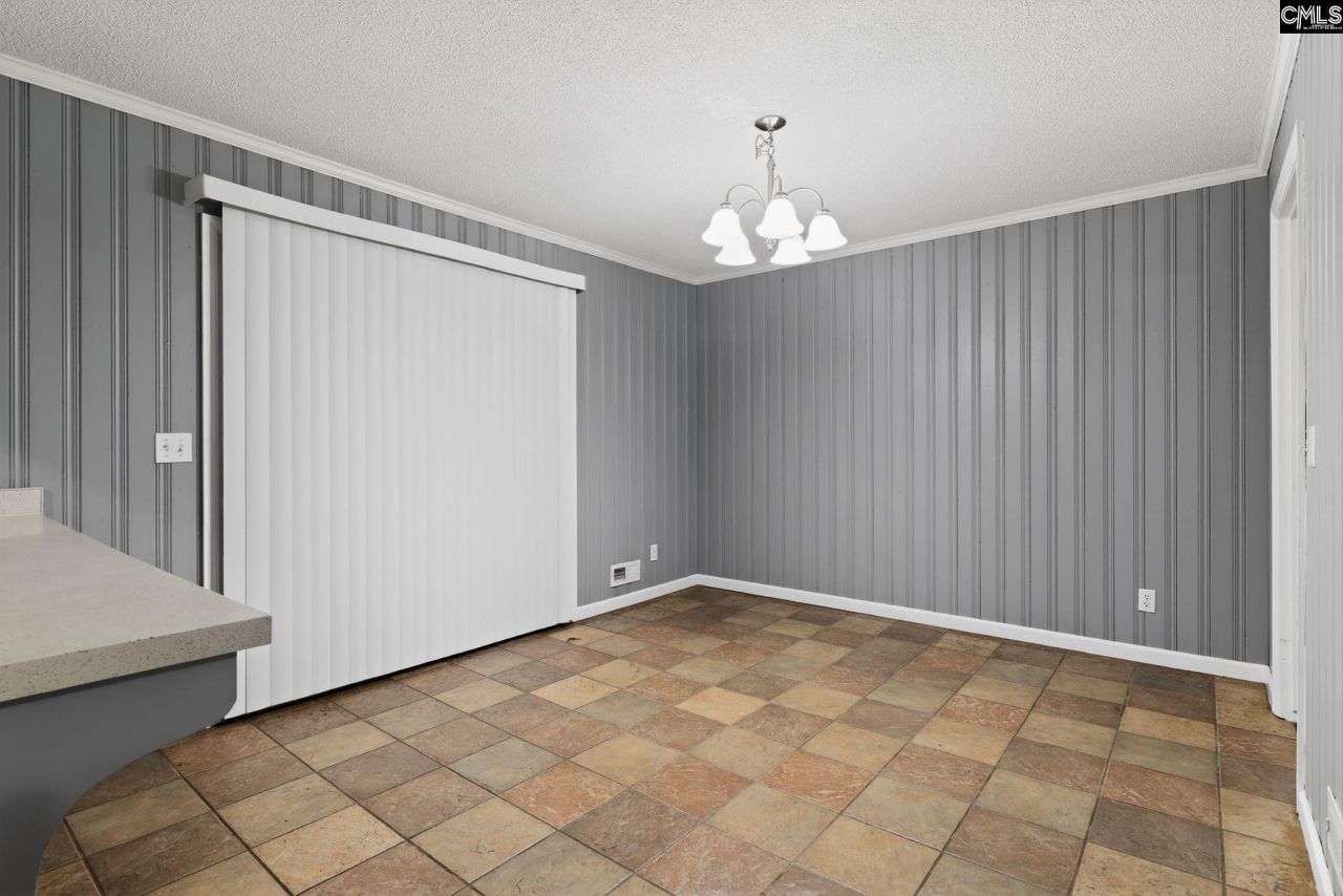 1454 Fork Avenue  Photo 17