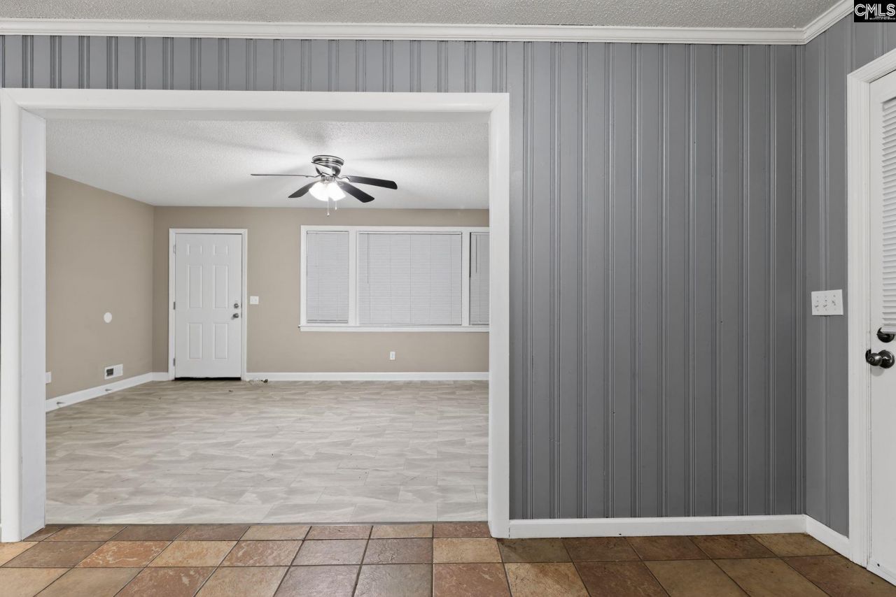 1454 Fork Avenue  Photo 18