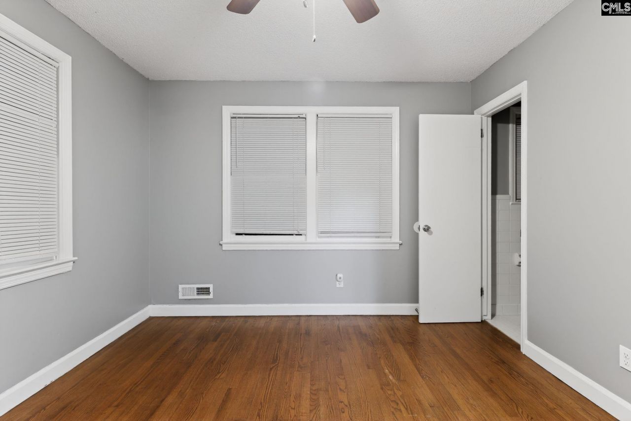 1454 Fork Avenue  Photo 21