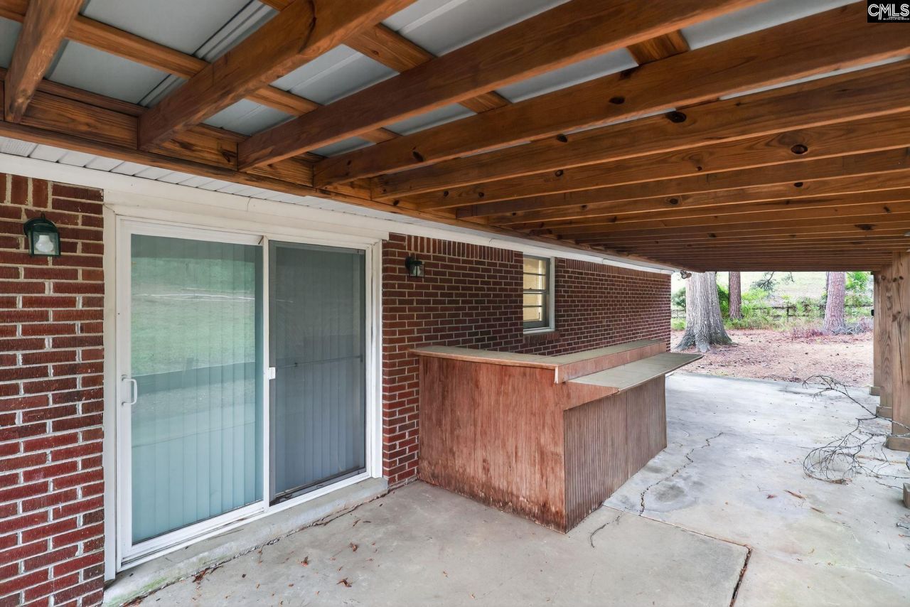 1454 Fork Avenue  Photo 31