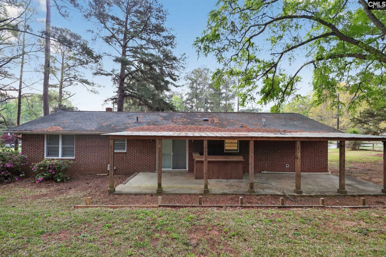 1454 Fork Avenue  Photo 32