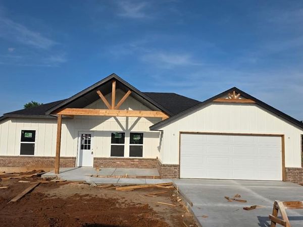 21065 Faith Lane, Purcell, OK 73080