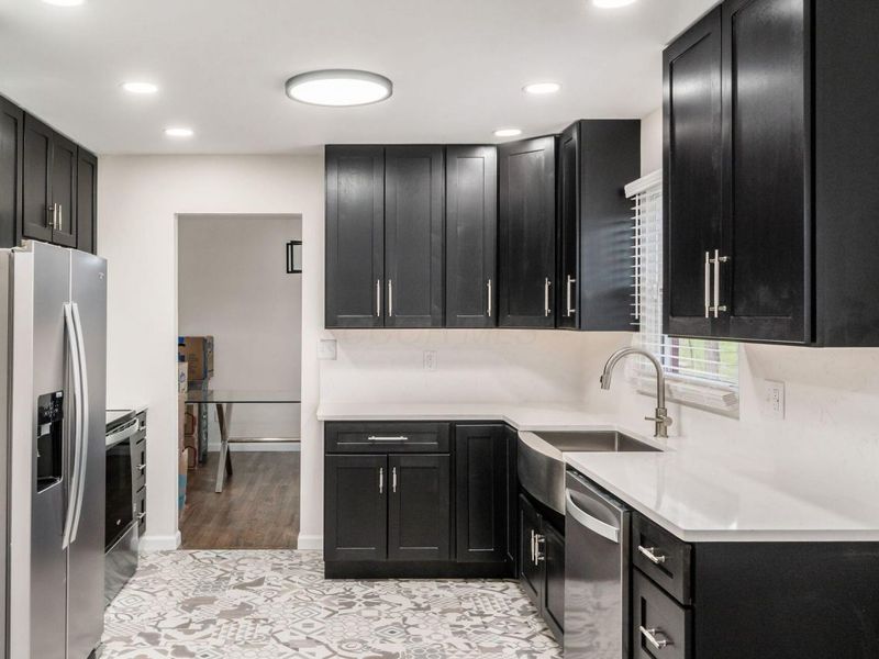 Columbus, OH 43213 Photo 11