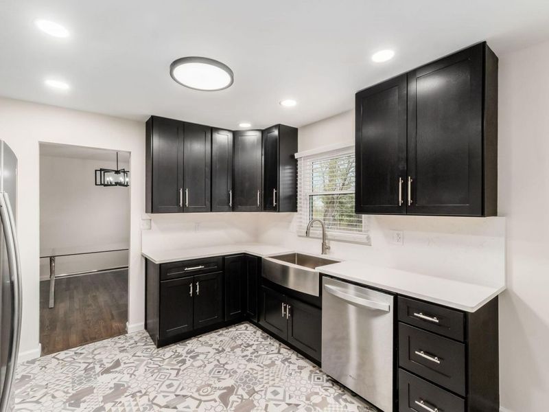 Columbus, OH 43213 Photo 8