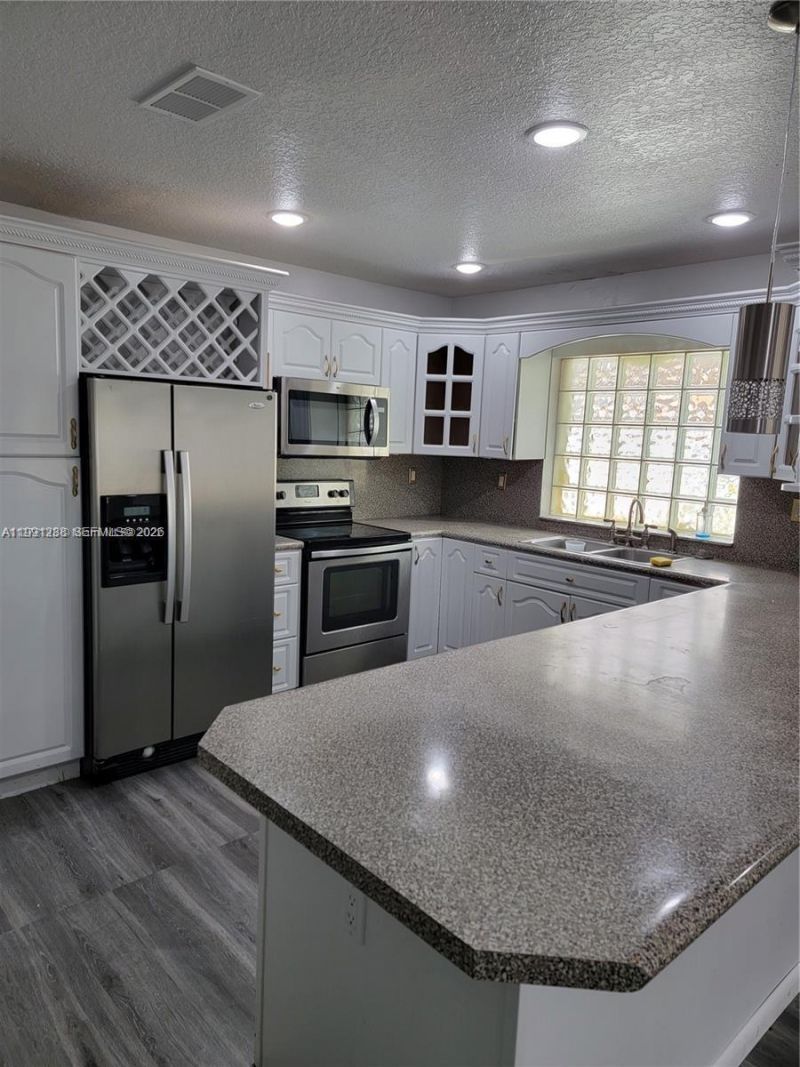 3333 SW 156th Ct , Miami, FL 33185 Photo