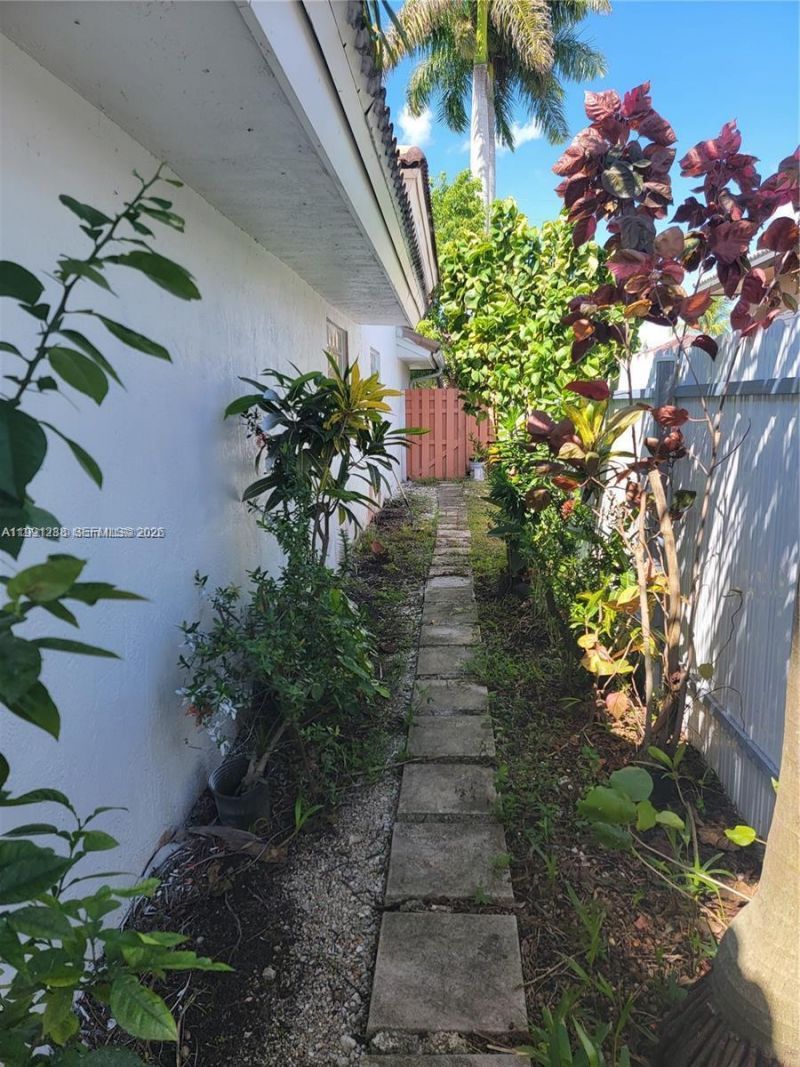 3333 SW 156th Ct , Miami, FL 33185 Photo