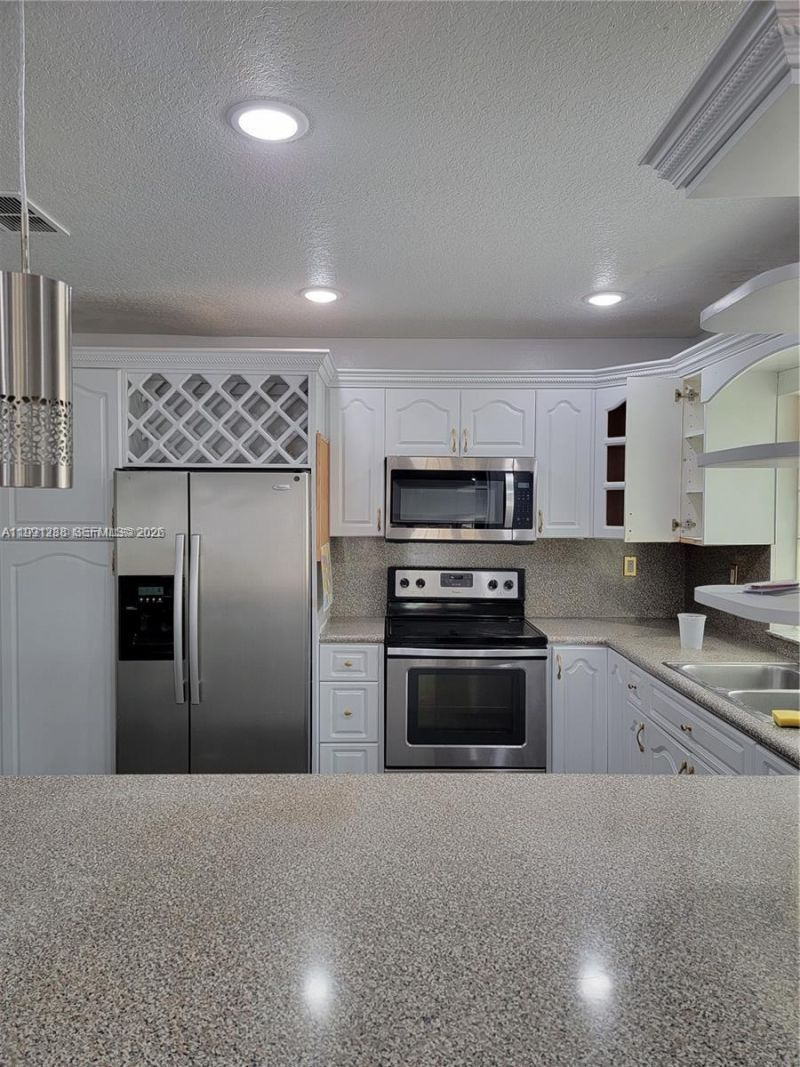 3333 SW 156th Ct , Miami, FL 33185 Photo