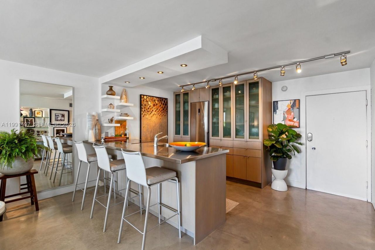 5 Island Ave , Unit 15F, Miami Beach, FL 33139 Photo