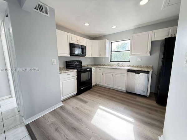 1920 N Congress Ave , Unit 201, West Palm Beach, FL 33401