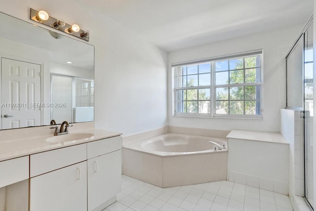 17026 NW 19th St , Pembroke Pines, FL 33028 Photo