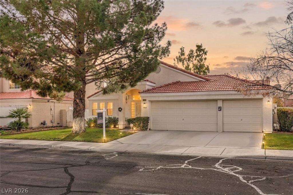 7405 Blue Sage Court, Las Vegas, NV 89129