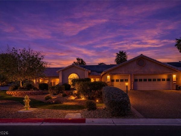 5020 Palm View Drive, Las Vegas, NV 89130