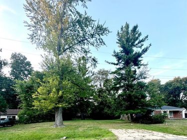 18656 Midway Avenue , Southfield, MI 48075