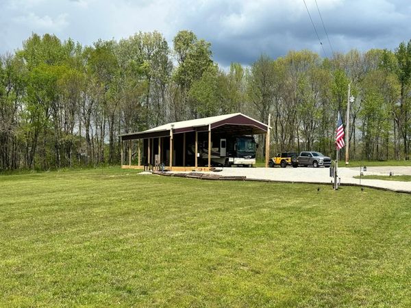 99 Pintail Lane , Clifton, TN 38425