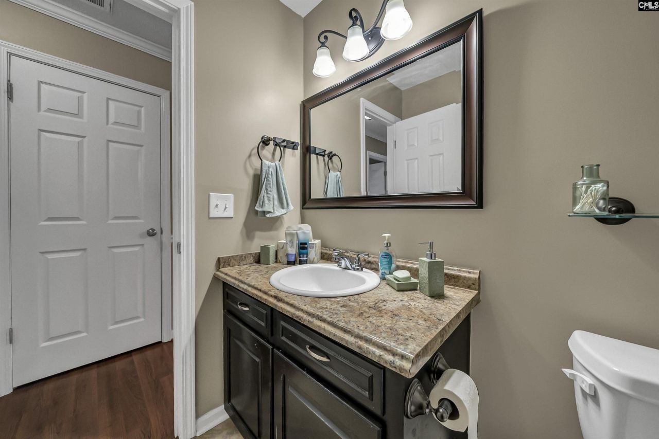 328 Bagford Court  Photo 20