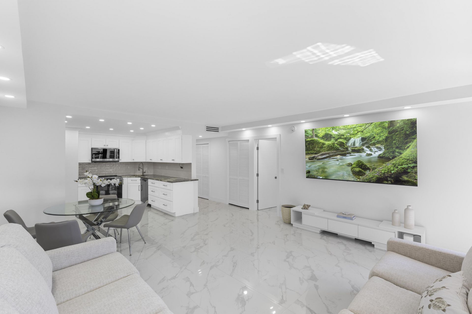 3800 Galt Ocean Drive, Unit 808, Fort Lauderdale, FL 33308 Photo