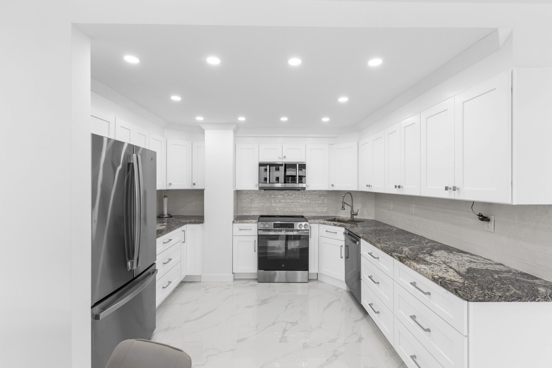 3800 Galt Ocean Drive, Unit 808, Fort Lauderdale, FL 33308 Photo