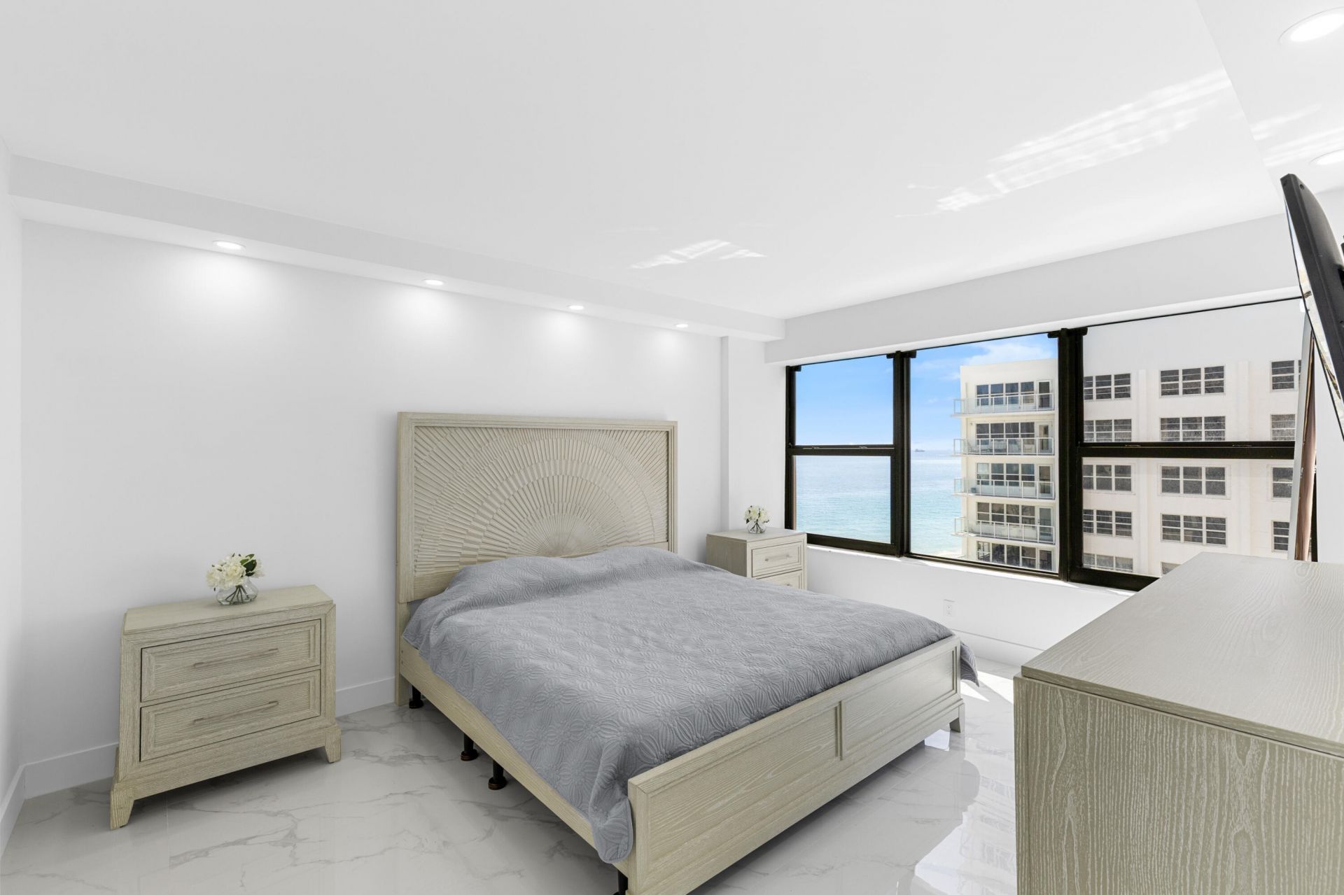 3800 Galt Ocean Drive, Unit 808, Fort Lauderdale, FL 33308 Photo