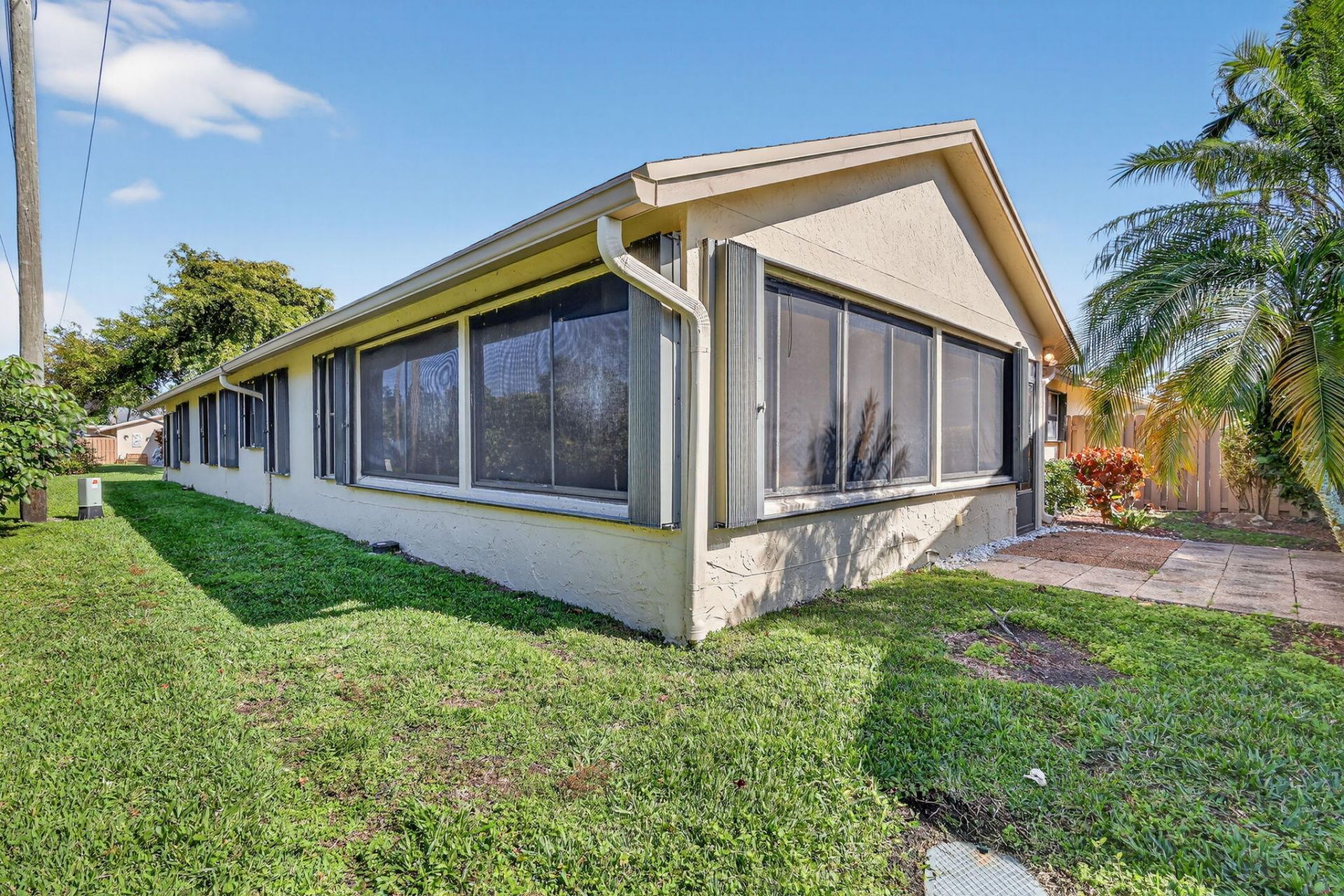 870 NW 32nd Avenue, Delray Beach, FL 33445 Photo