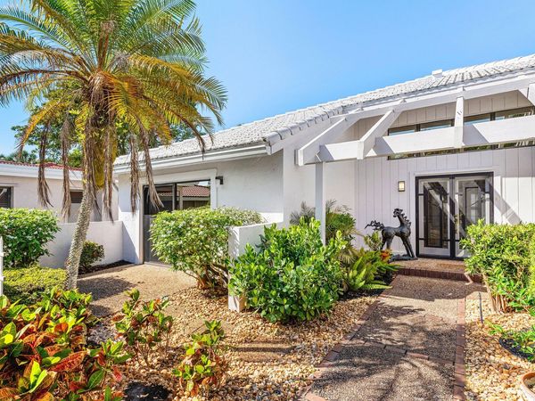 35 Estate Drive, Boynton Beach, FL 33436