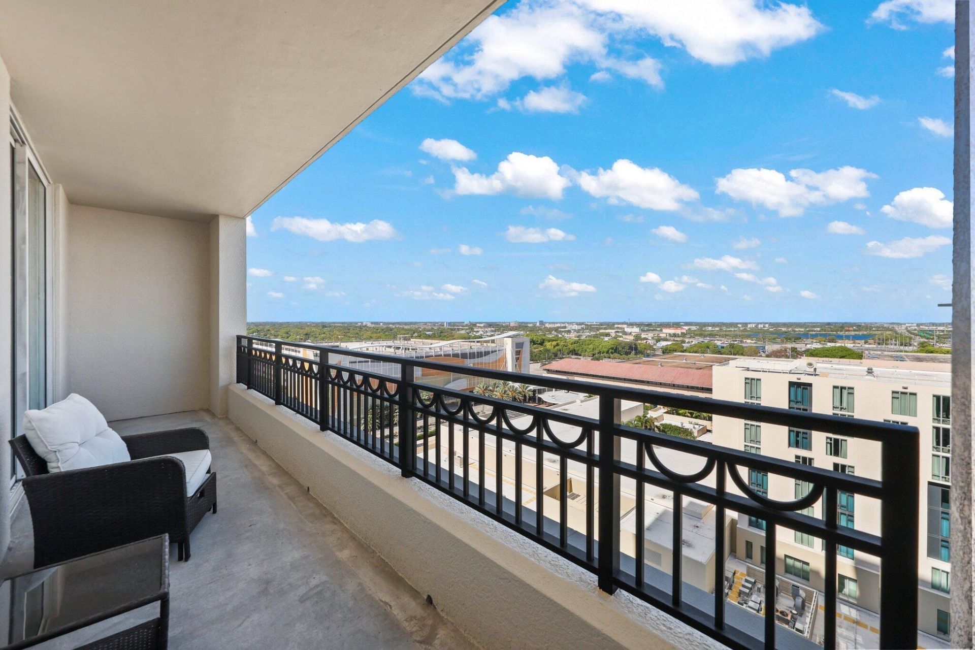 550 Okeechobee Boulevard, Unit 1421, West Palm Beach, FL 33401 Photo