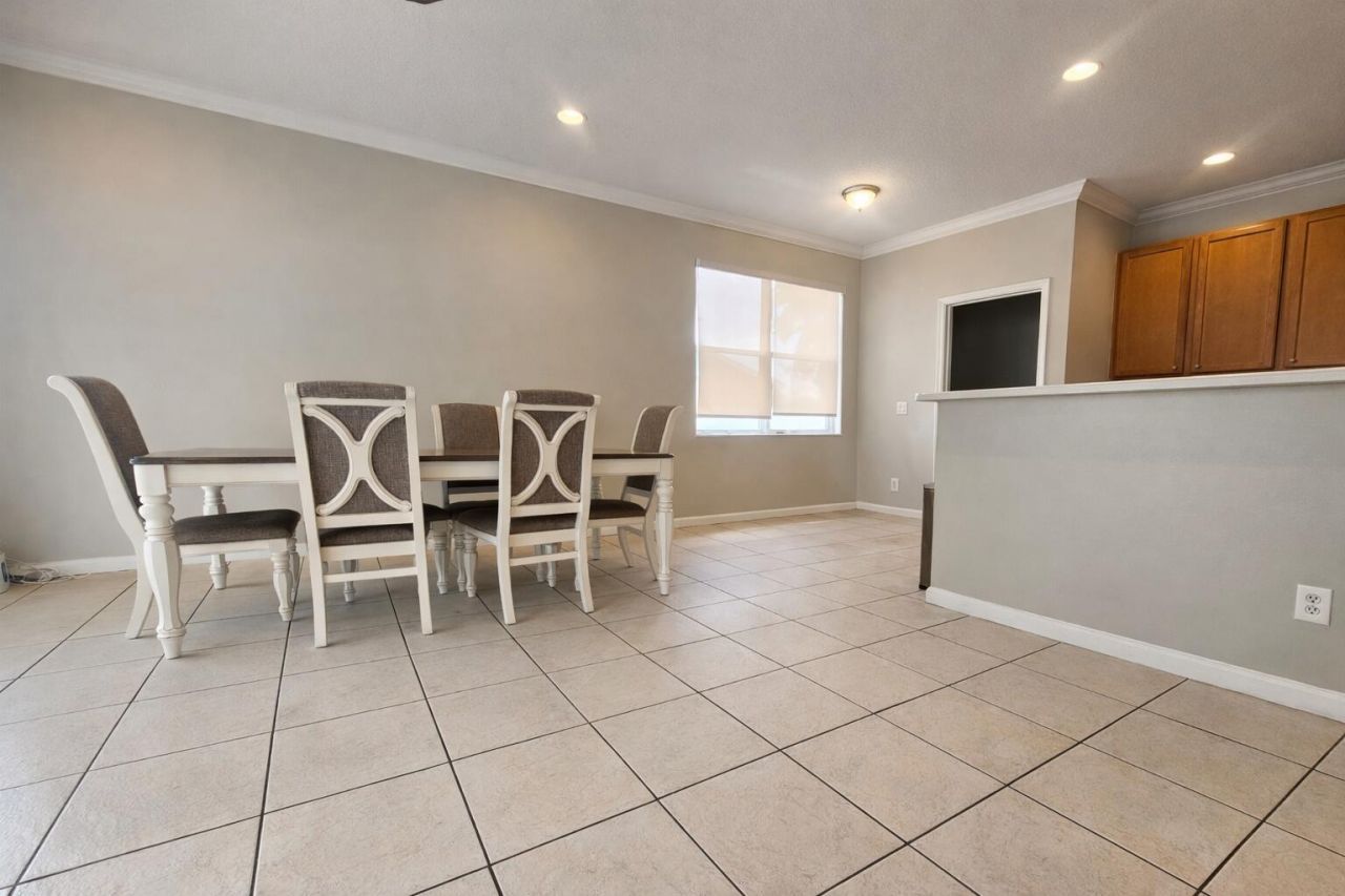 2481 SE Berkshire Boulevard, Port Saint Lucie, FL 34952 Photo