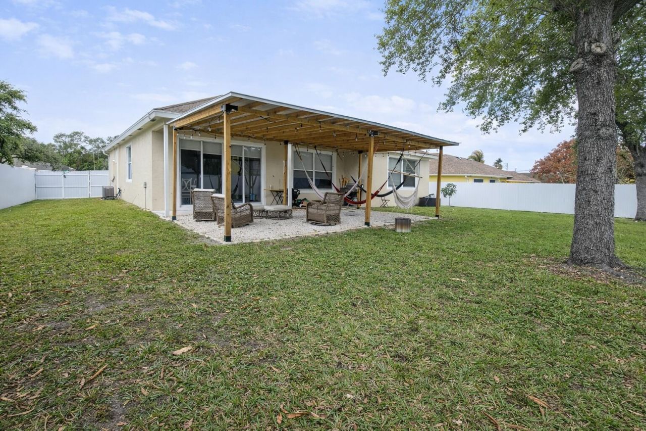 2481 SE Berkshire Boulevard, Port Saint Lucie, FL 34952 Photo