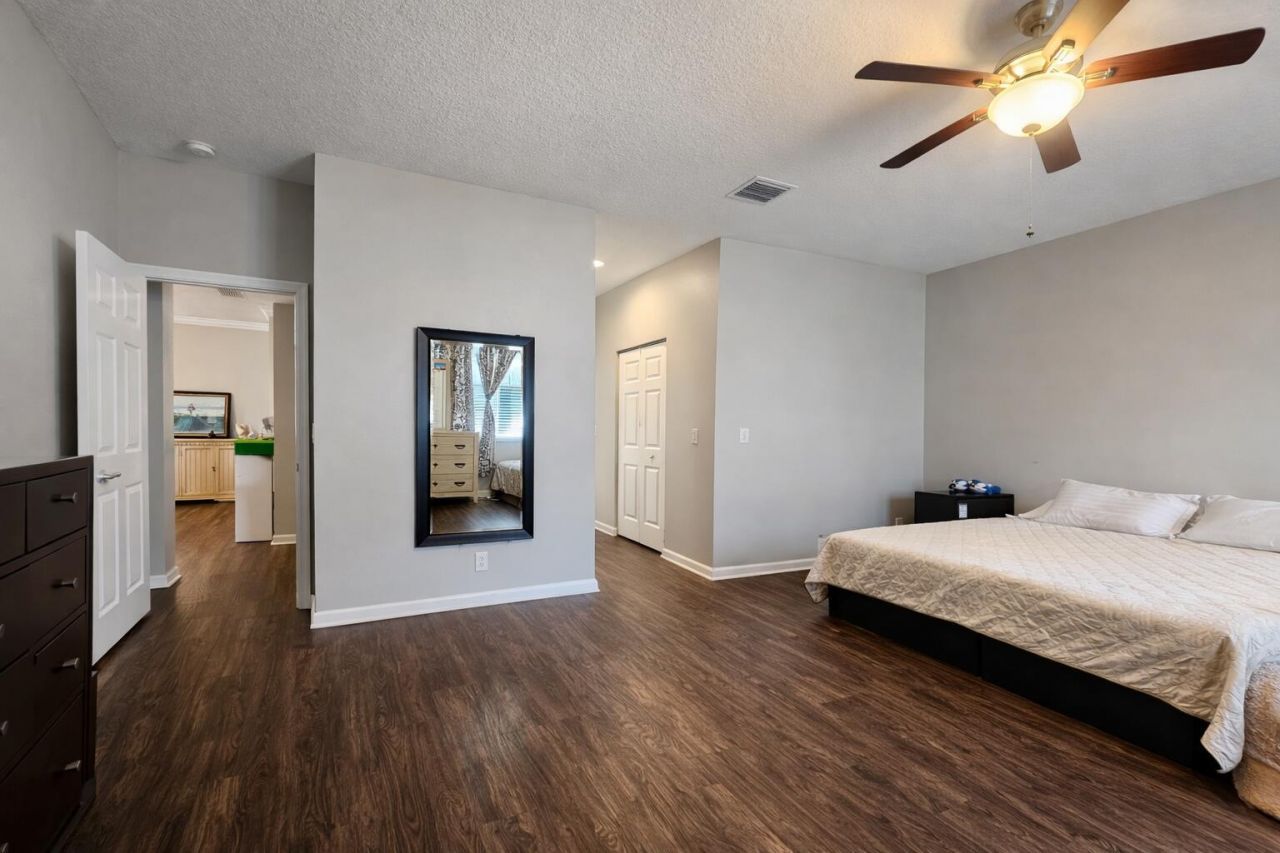 2481 SE Berkshire Boulevard, Port Saint Lucie, FL 34952 Photo