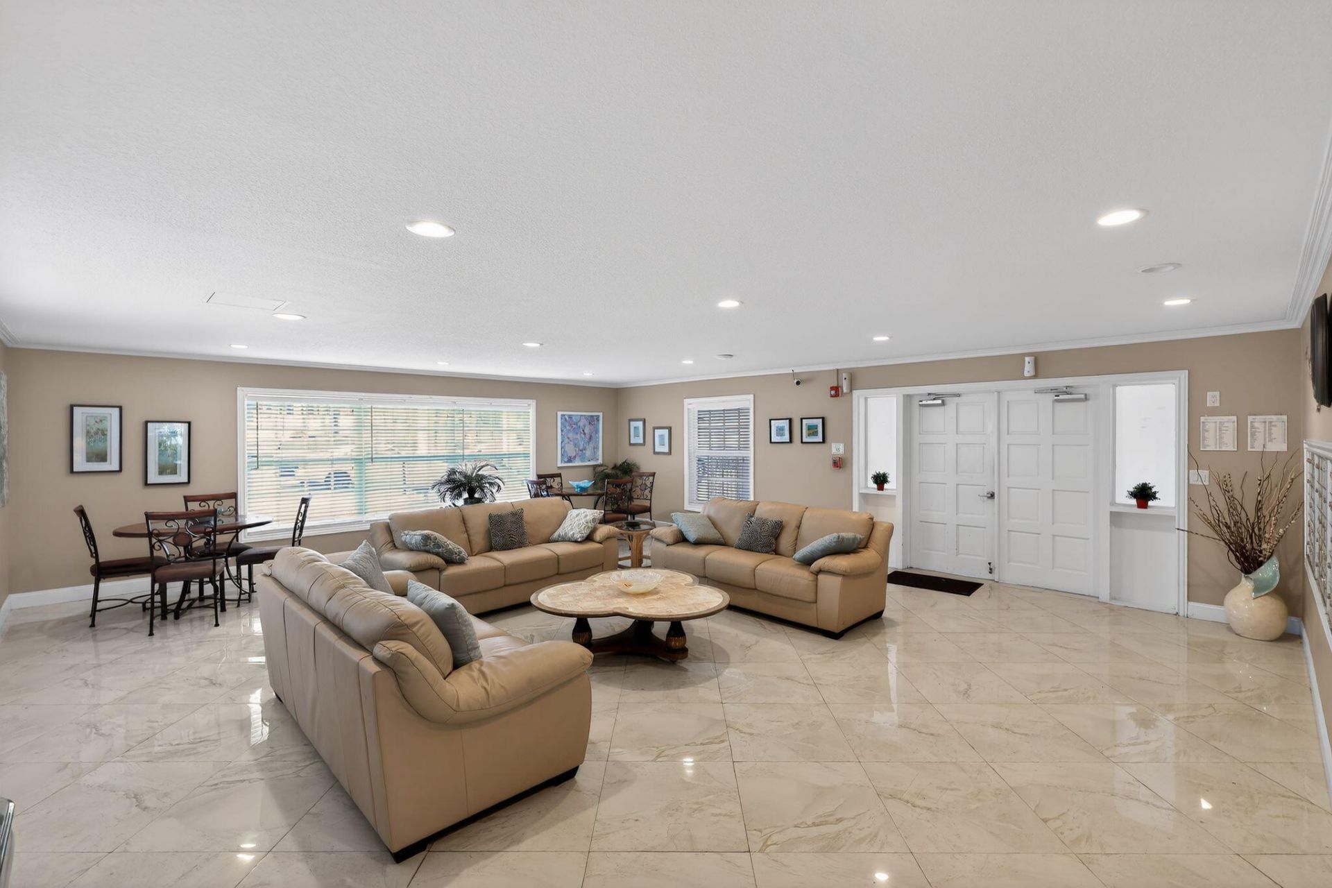 1461 S Ocean Boulevard, Unit 232, Lauderdale by the Sea, FL 33062 Photo