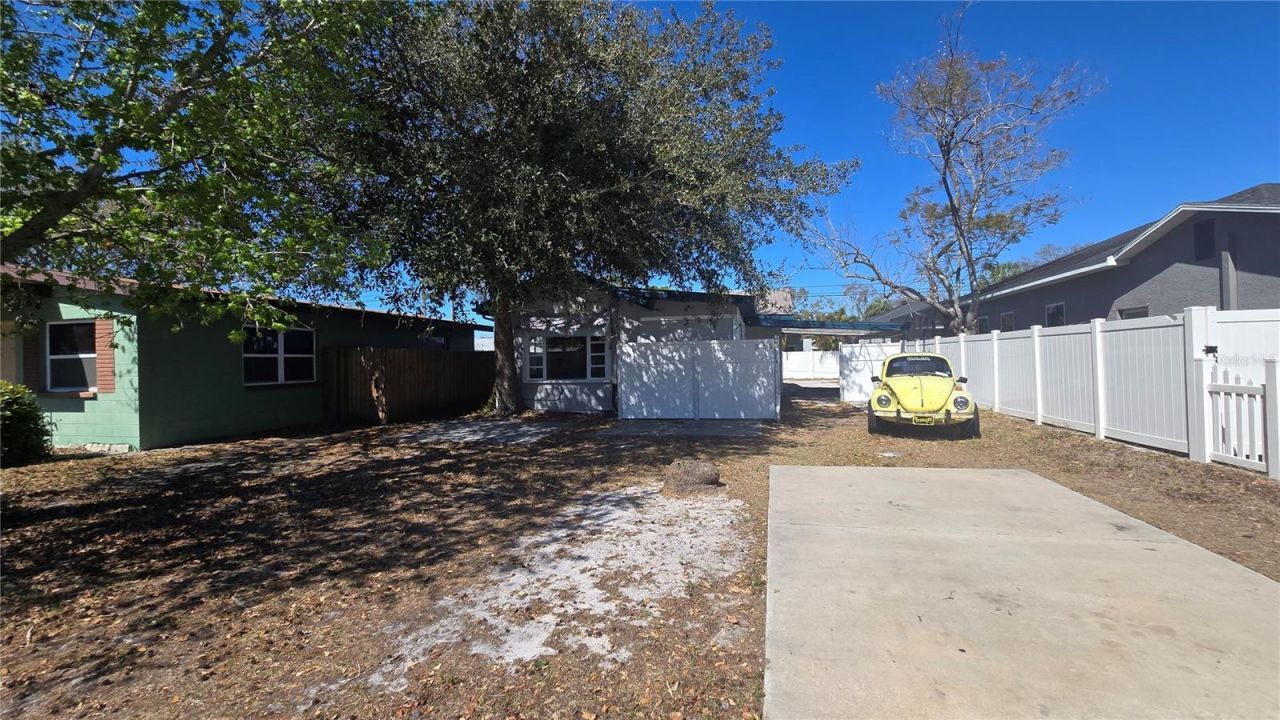 845 50th Avenue N, Saint Petersburg, FL 33703 Photo