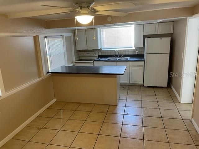 845 50th Avenue N, Saint Petersburg, FL 33703 Photo