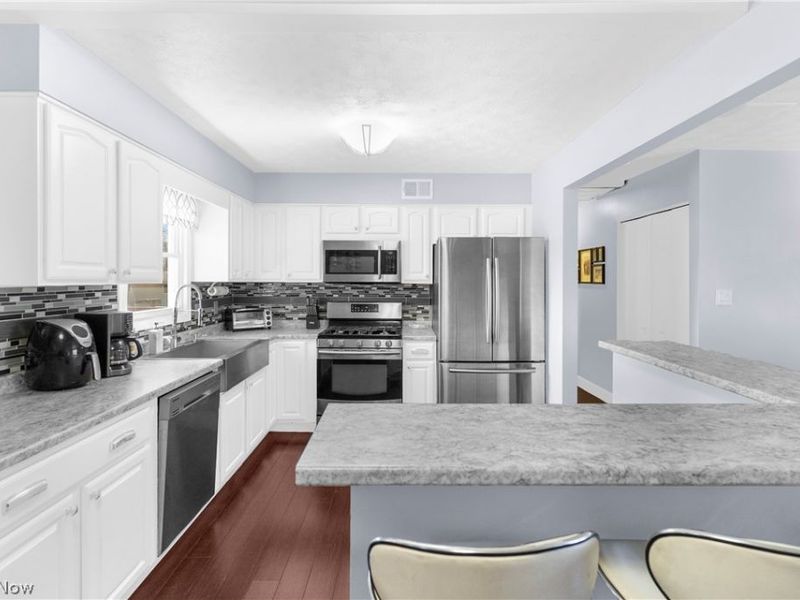 4829 Pinetrace Drive, Youngstown, OH 44515 Photo 12