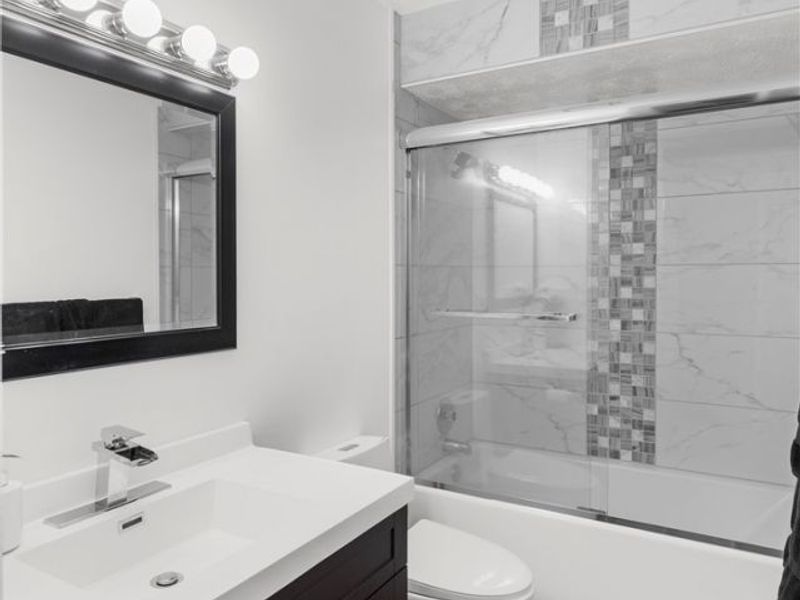 4829 Pinetrace Drive, Youngstown, OH 44515 Photo 21