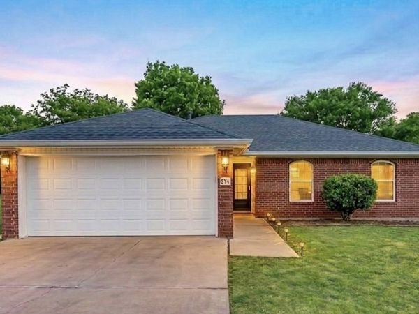 871 Bliss Street, Centerton, AR 72719