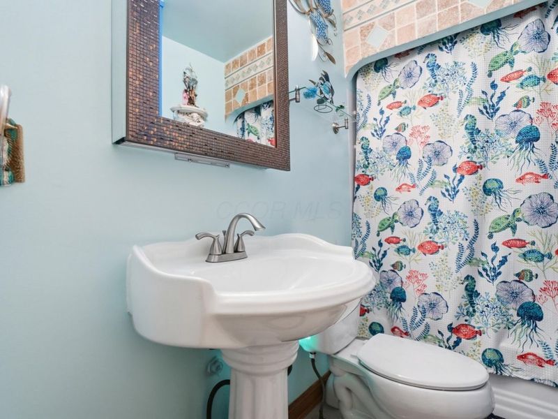 1042 Stewart Street, Newark, OH 43055 Photo 18