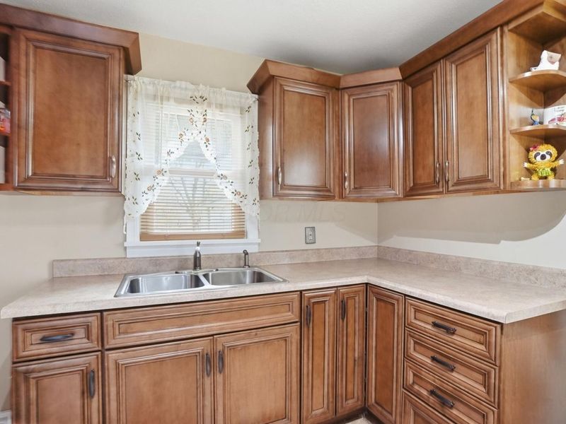 1042 Stewart Street, Newark, OH 43055 Photo 9