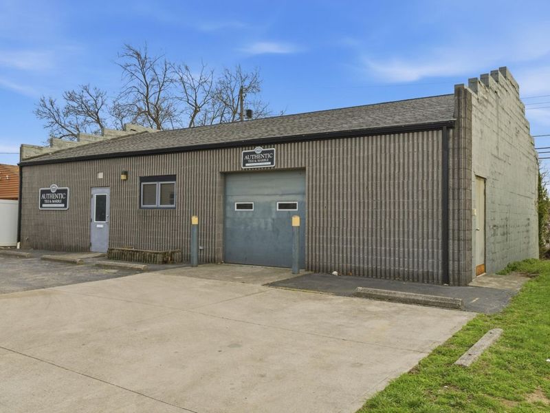 1115 Lawrence Drive , Columbus, OH 43207 Photo 2