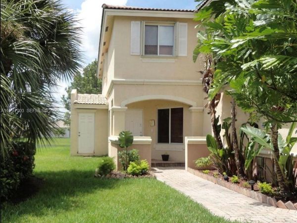 7464 SW 164th Ct , Unit -, Miami, FL 33193