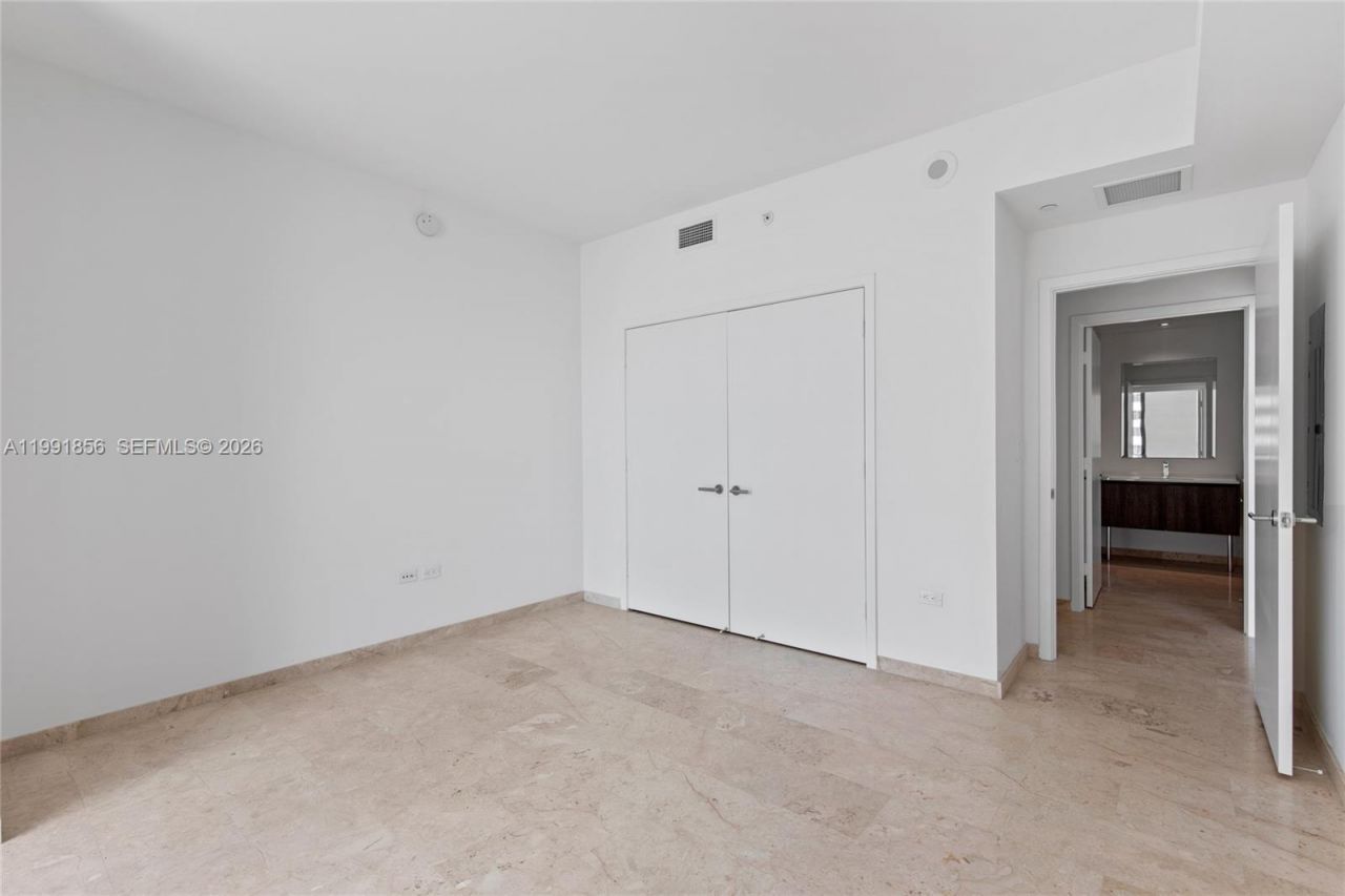 88 SW 7th St, Unit 904, Miami, FL 33130 Photo