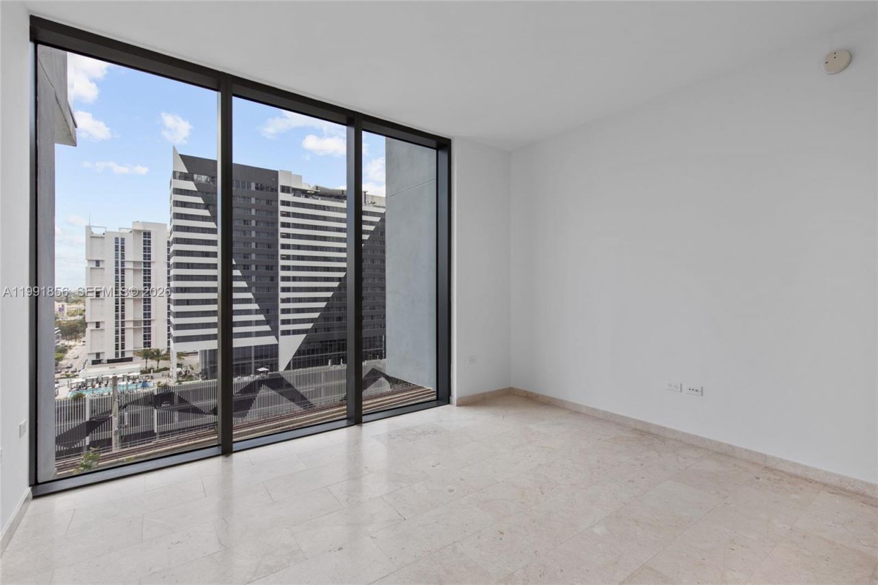 88 SW 7th St, Unit 904, Miami, FL 33130 Photo