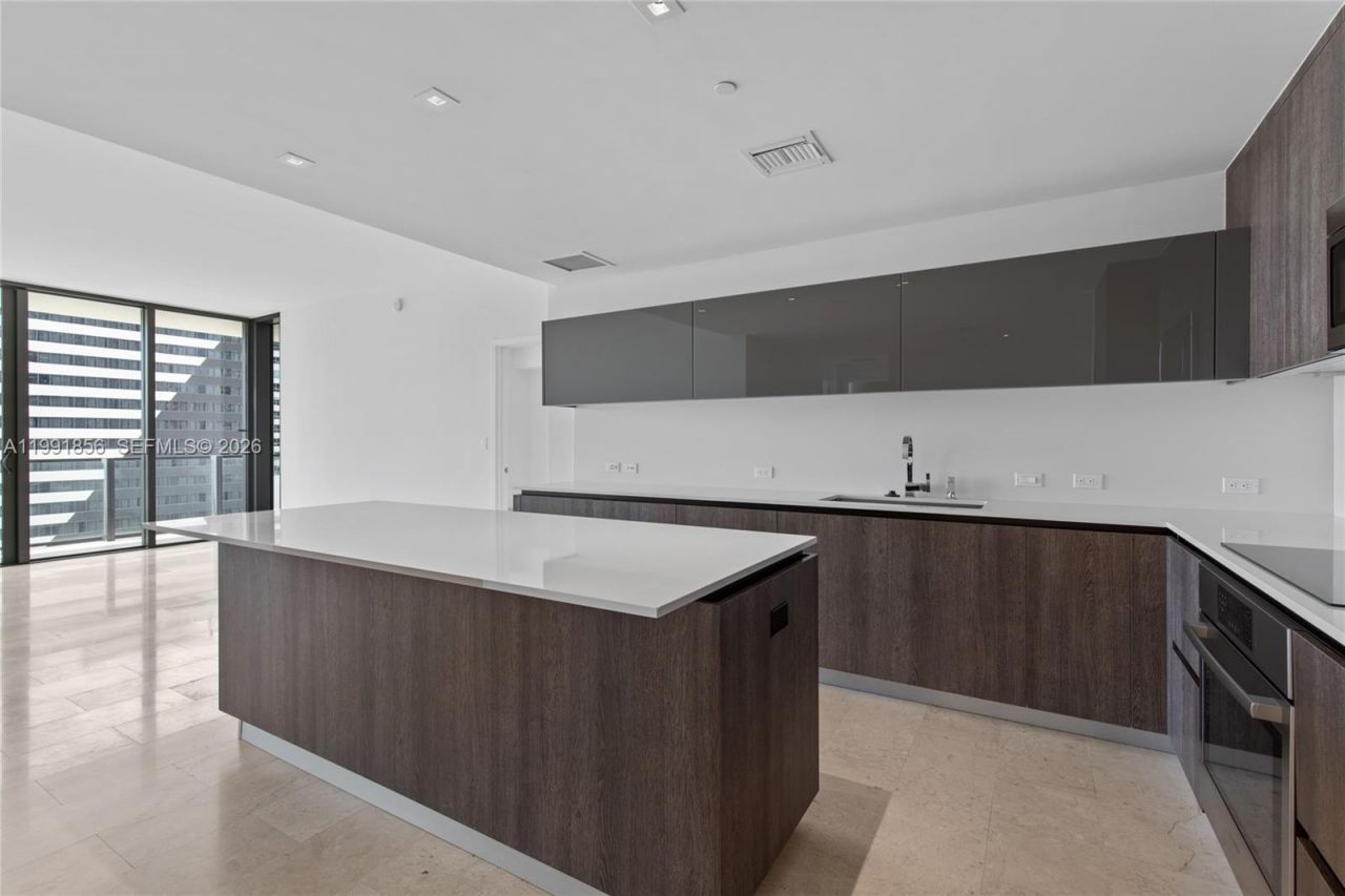 88 SW 7th St , Unit 904, Miami, FL 33130 Photo