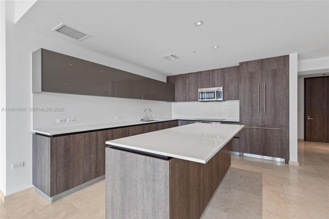 88 SW 7th St , Unit 904, Miami, FL 33130 Photo