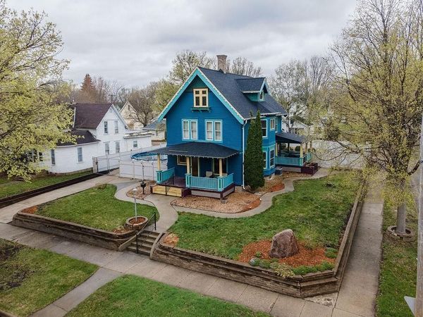 121 N 5th Street, Montevideo, MN 56265