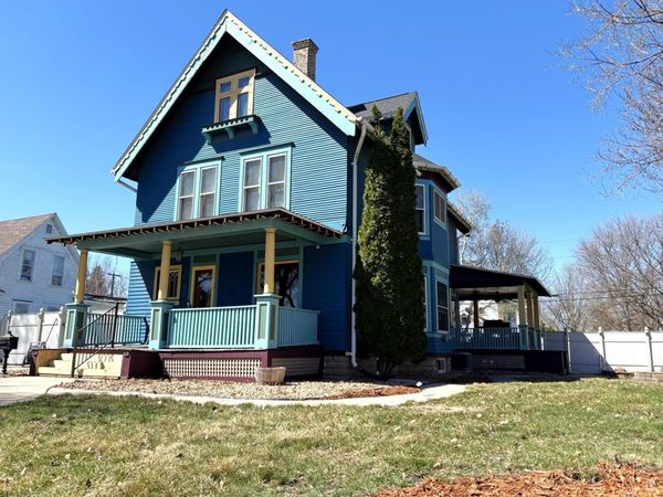 121 N 5th Street, Montevideo, MN 56265