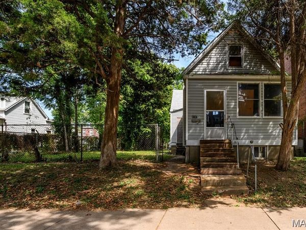 4147 Connecticut Street , St Louis, MO 63116