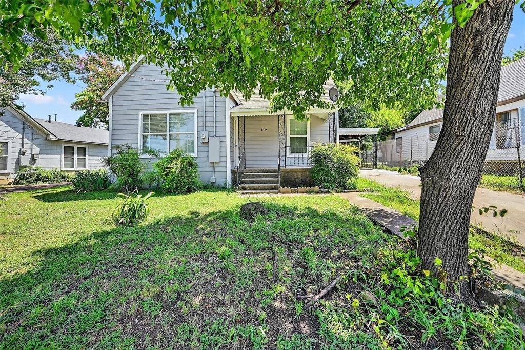 419 S Willow Street, Sherman, TX 75090 Main Photo