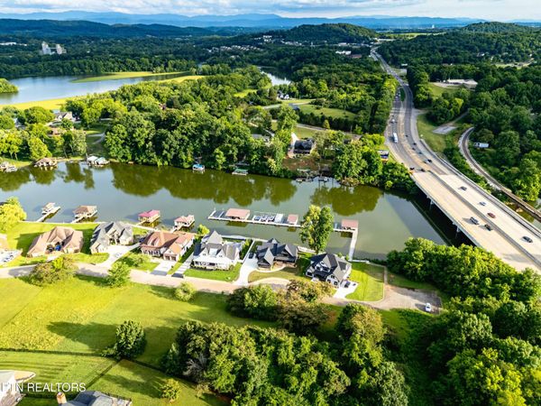 3953 Shipwatch Lane, Knoxville, TN 37920