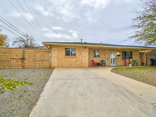 2300 JANE Street NE, Albuquerque, NM 87112
